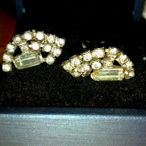 Rare vintage Duane rhinestone screw back earrings